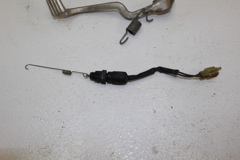 1987 KAWASAKI NINJA ZX750 (#299) REAR BRAKE PEDAL FOOT LEVER | eBay