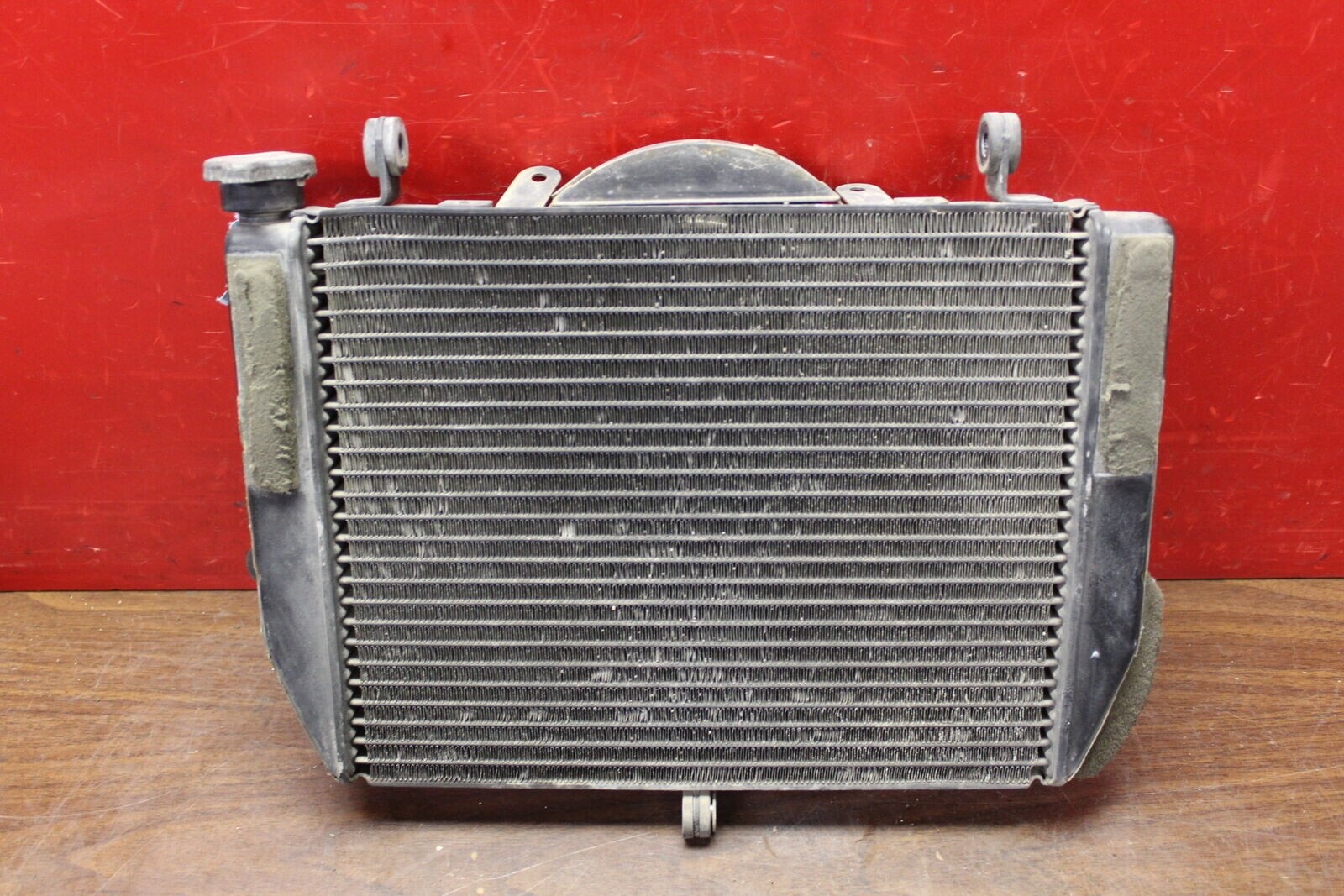 Радиатор w211. Fe6 двигатель радиатор печки. radiator engine. масляный радиатор w463 2016. защитник верхний радиатор w212.