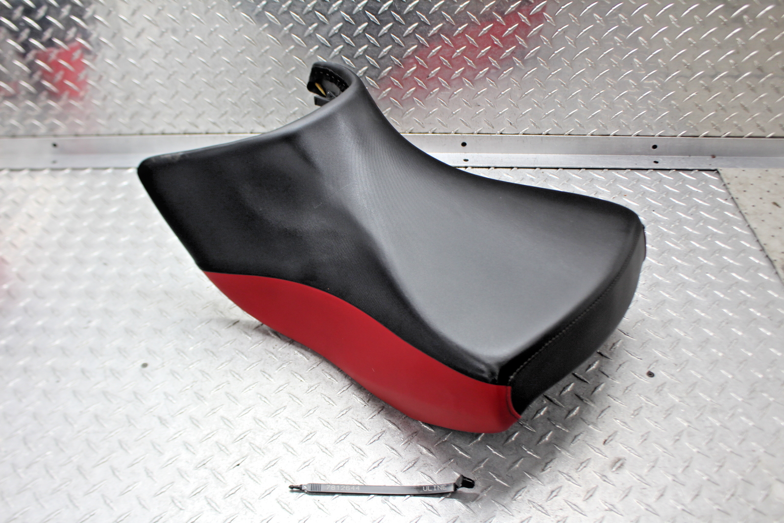 バイクシート BMW 5253-7667725 R1200GS 最終値下げ バイクシート BMW 5253-7667725 R1200GS 最終値下げ - メルカリ