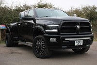 Dodge RAM 3500 Dually 6.7L Diesel Cummins Mega Cab