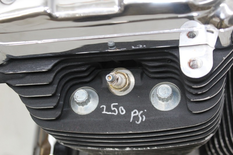 87 HARLEY-DAVIDSON SPORTSTER 883 XLH883 ENGINE MOTOR CYLINDER HEAD
