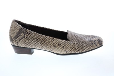 

Clarks Timeless 26064133 Женские серые узкие кожаные балетки 7, Серый, Clarks Timeless
