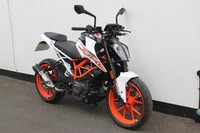 2017 KTM Duke 390 Duke (17MY) Petrol Manual