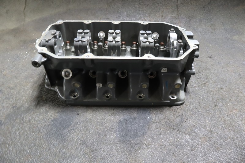 1999 HONDA 90HP OUTBOARD ENGINE TOP END CYLINDER HEAD 12210-ZW1