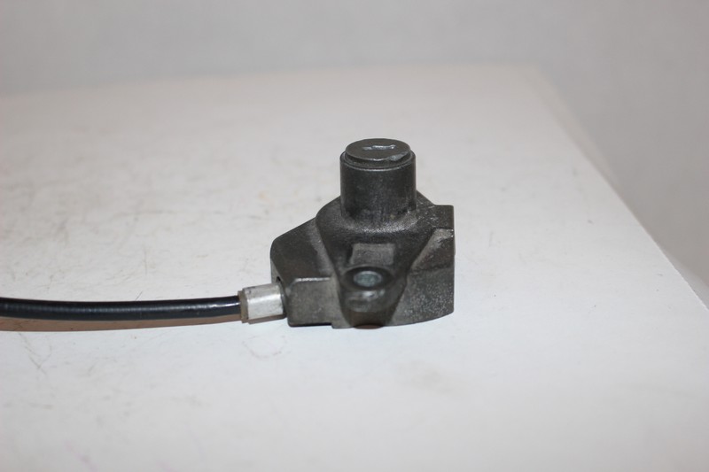 1991-1992 KAWASAKI NINJA ZX750 SEAT LOCK LATCH NO KEY