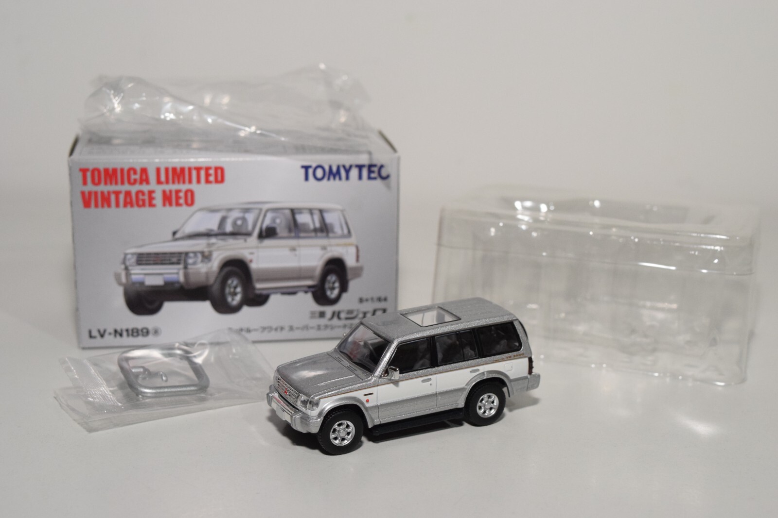 トミカ MITSUBISHI PAJERO Tomica Limited Vintage Neo 1/64 LV-N189b Mitsubishi PAJERO