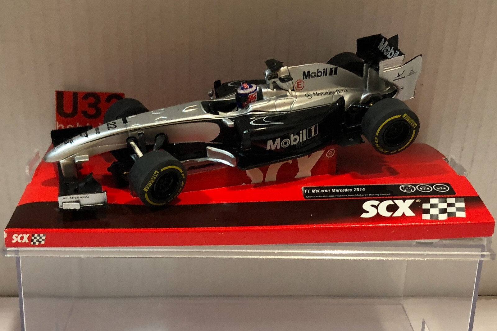 有名なブランド SCX Qq 6257 #1 VODAFONE MP4-22 Mercedes McLaren SCALEXTRIC 模型+プラモデル