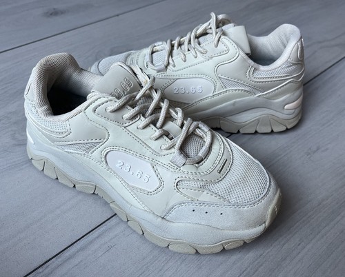 BTS ジョングク着用【23.65】23.65 V2 SHOES BTS 23.65 V2 JUNGKOOK Beige Sneakers Shoes Women's Size US 5