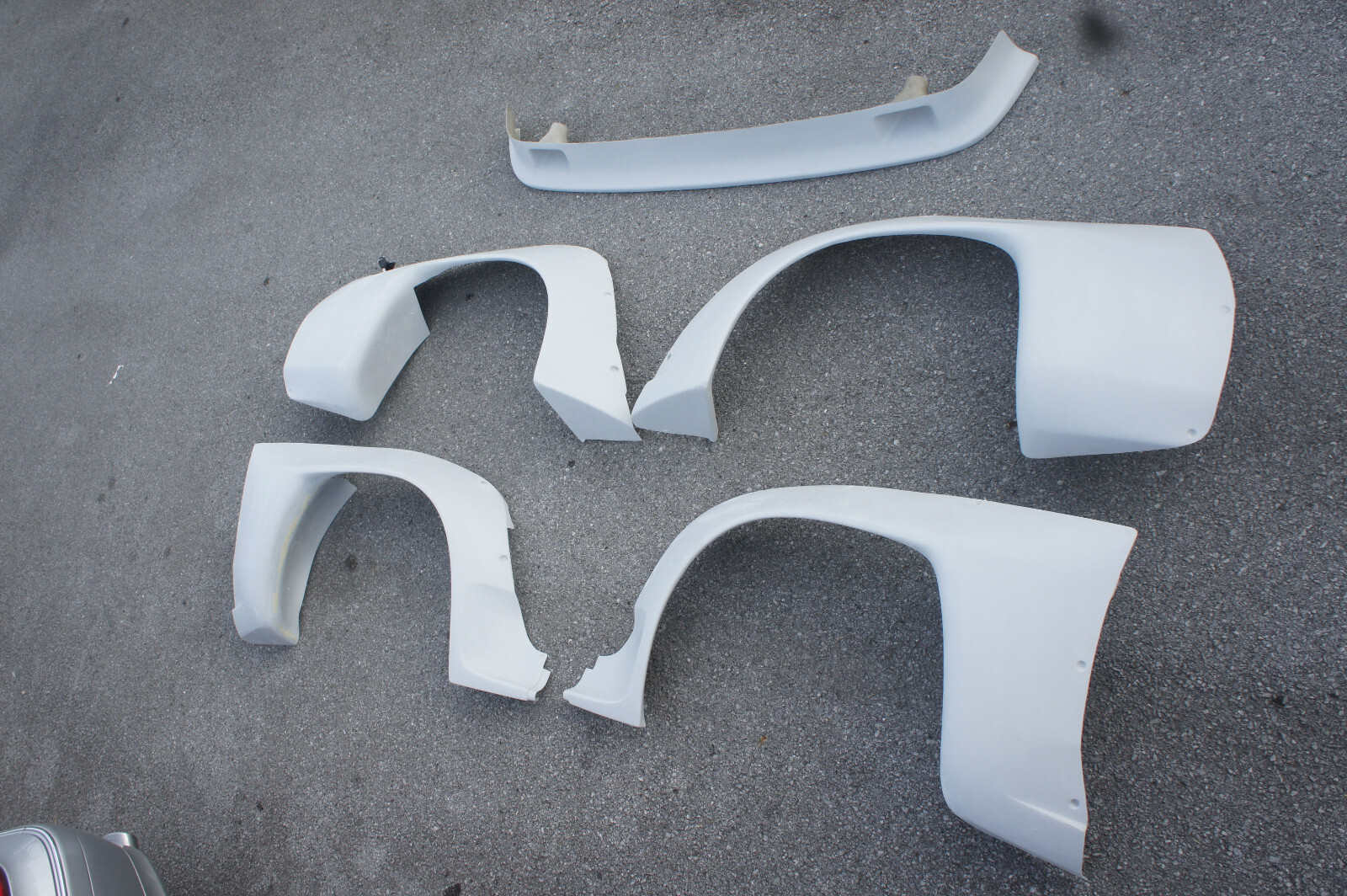 AE86 LEVIN 取り外し ドアバイザー AE86 LEVIN 取り外し ドアバイザー Toyota AE86 Levin Torino Genuine