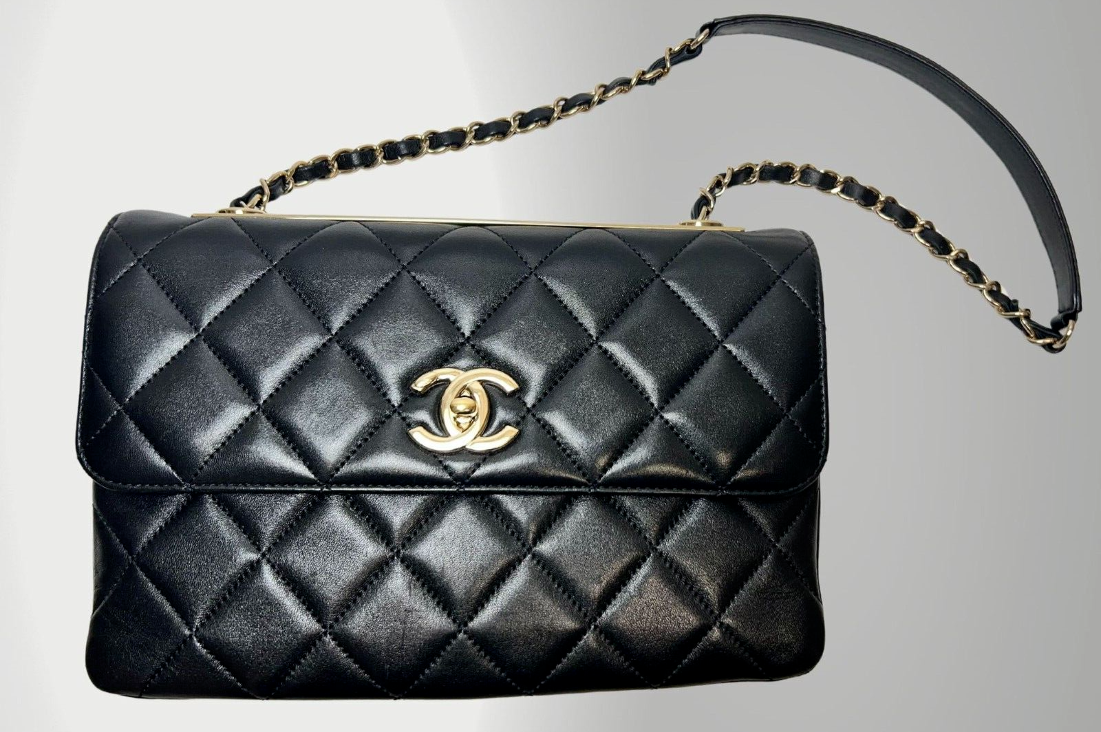 ショルダーバッグ・ポシェット × ヴィンテージ(中古) Chanel Trendy CC Shoulder Bag 中古・古着通販】CHANEL (シャネル) Trendy CC Top Handle