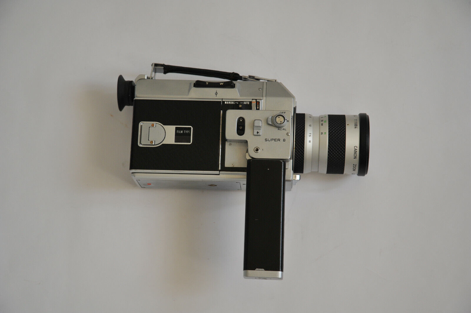 Canon AUTO ZOOM 814 Film JAPAN Movie Camera for RESTORATION Canon AUTO ZOOM 814 Film JAPAN Movie Camera for RESTORATION