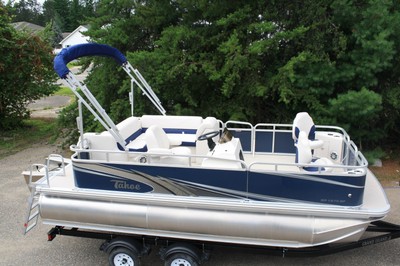 Tri-toon--New 18 ft tritoon rigged with 115 and trailer ---- High quality
