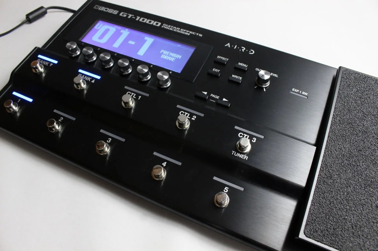 BOSS Guitar Processor GT-1000 Synthesis Modeling & Multi BOSS Guitar Processor GT-1000 Synthesis Modeling & Multi
