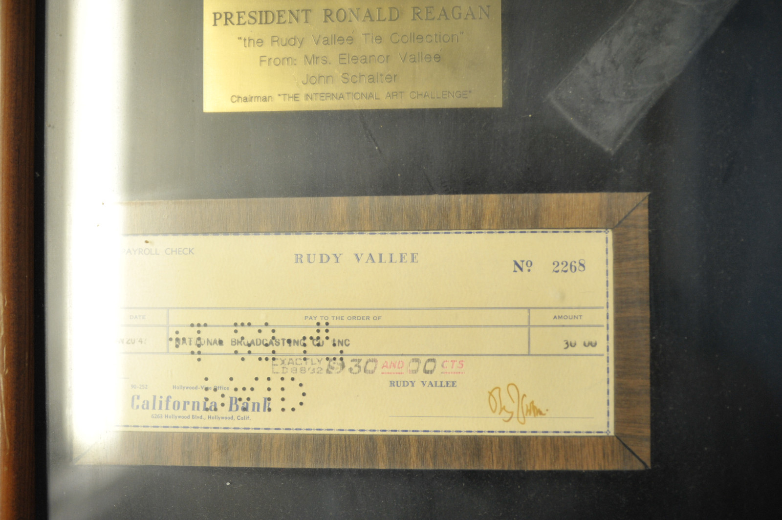 PRESIDENT RONALD REAGAN / RUDY VALLEE - CHARITY PLAQUE GIVEN TO PRESIDENT REAGAN