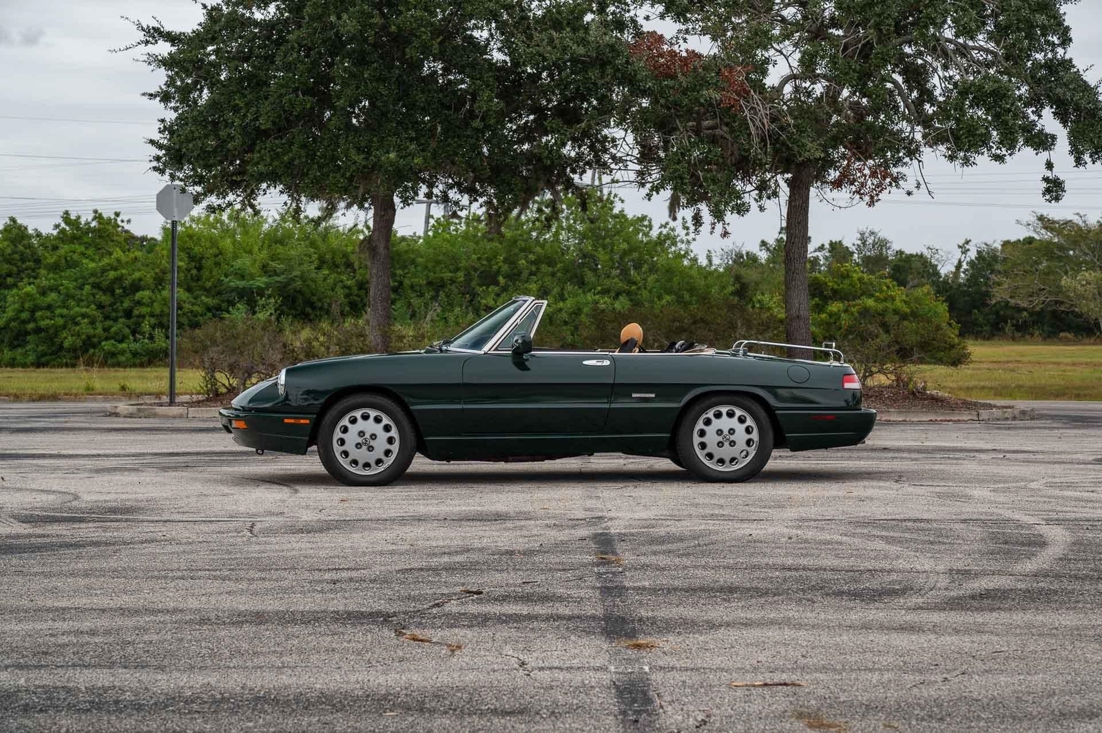 Owner 1991 Alfa Romeo Spider SPECIAL COLOR GREEN Veloce Green