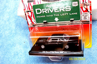 M2 Machines 1969 Plymouth Road Runner Hemi 12-12 Rare