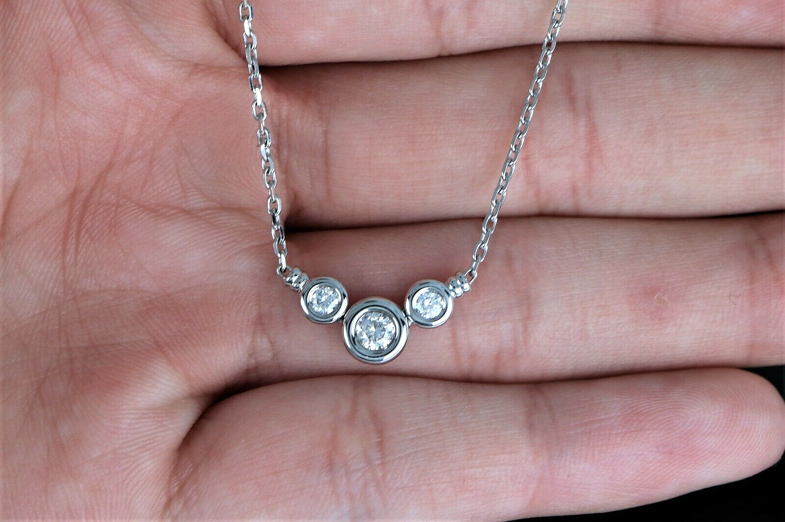 Pre-owned Scott Kay $2040  18k White Gold 3 Round Diamond Bezel Pendant Necklace Chain 18"