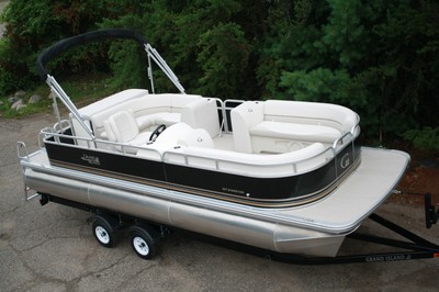 New 23 ft Grand Island GT cruise pontoon boat with 115