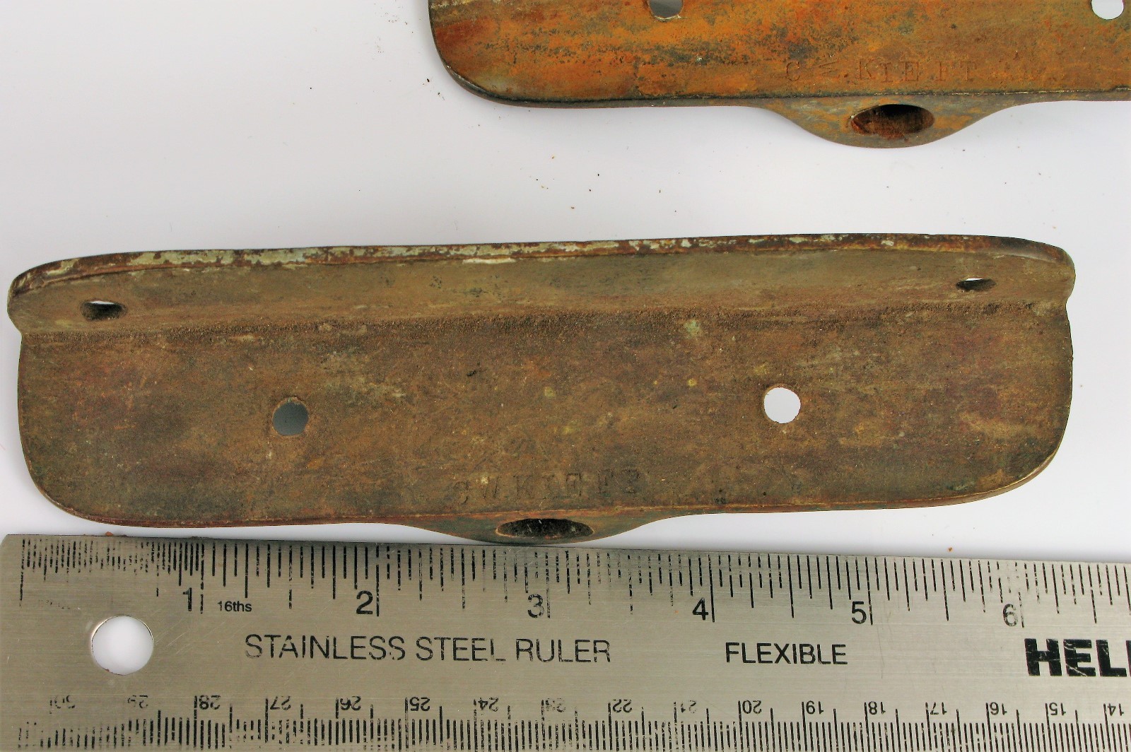 VINTAGE CUSTOM MADE BRONZE OAR LOCKS SQUARED EDGE HEAVY DUTY SIGNED NAUTICAL !