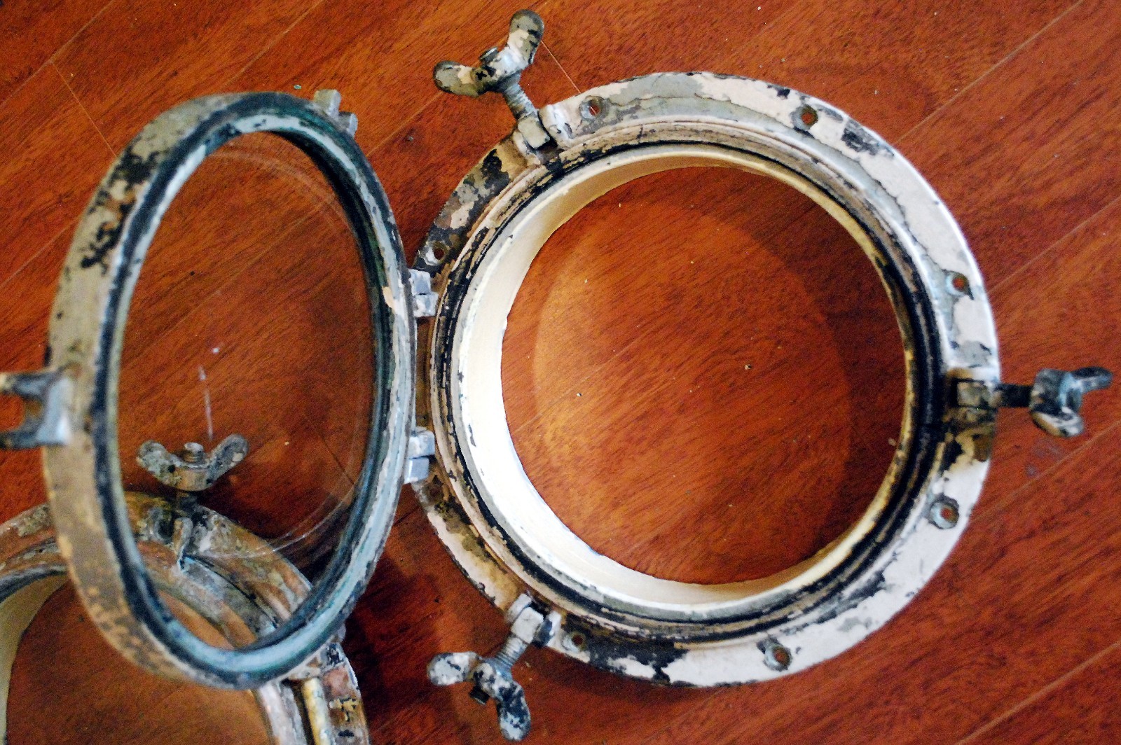 MATCHING OLD ANTIQUE BRONZE BRASS 10 INCH SHIP PORTHOLES FREE SHIPPING