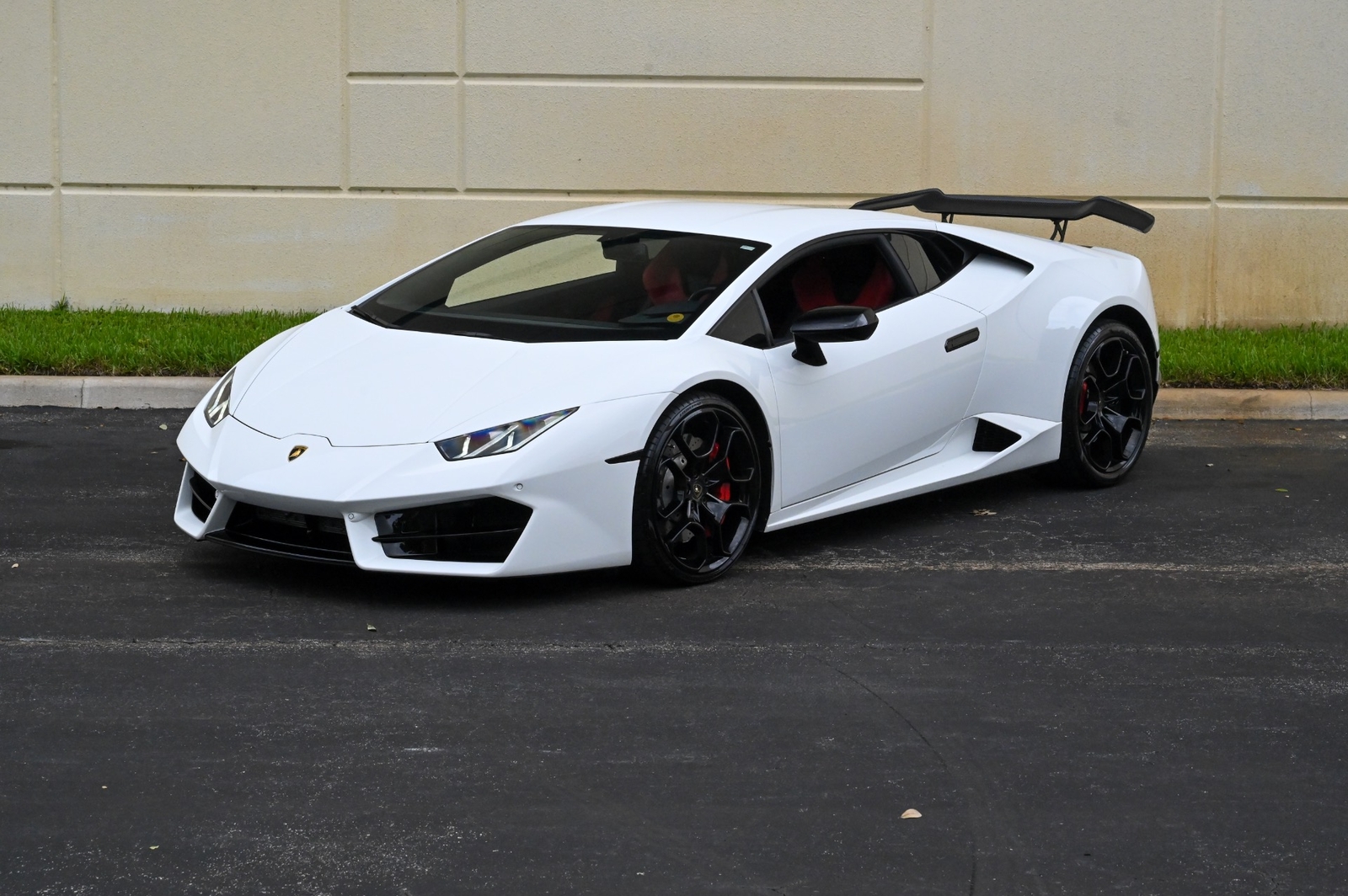 2017 Lamborghini Huracan (Twin Turbo) LP 580-2