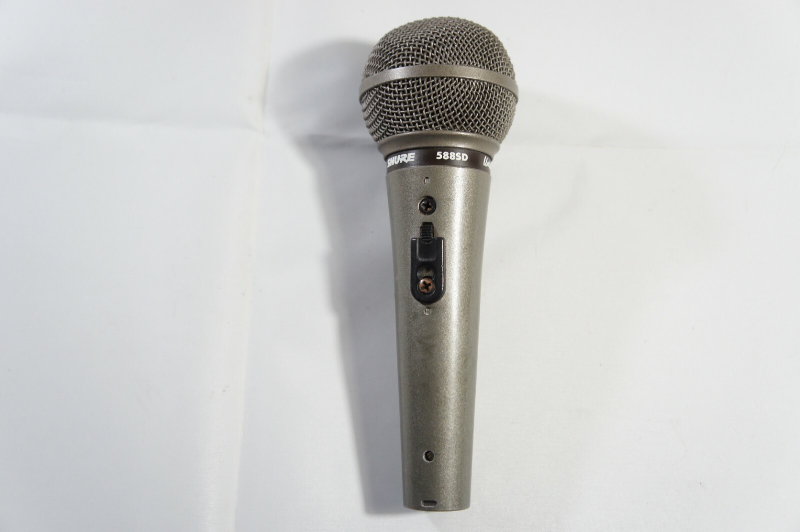 【匿名配送】マイク　SHURE 588SD　2本セット Shure 588SD Unisphere B Dynamic Microphones ( Set Of 2 ) | eBay
