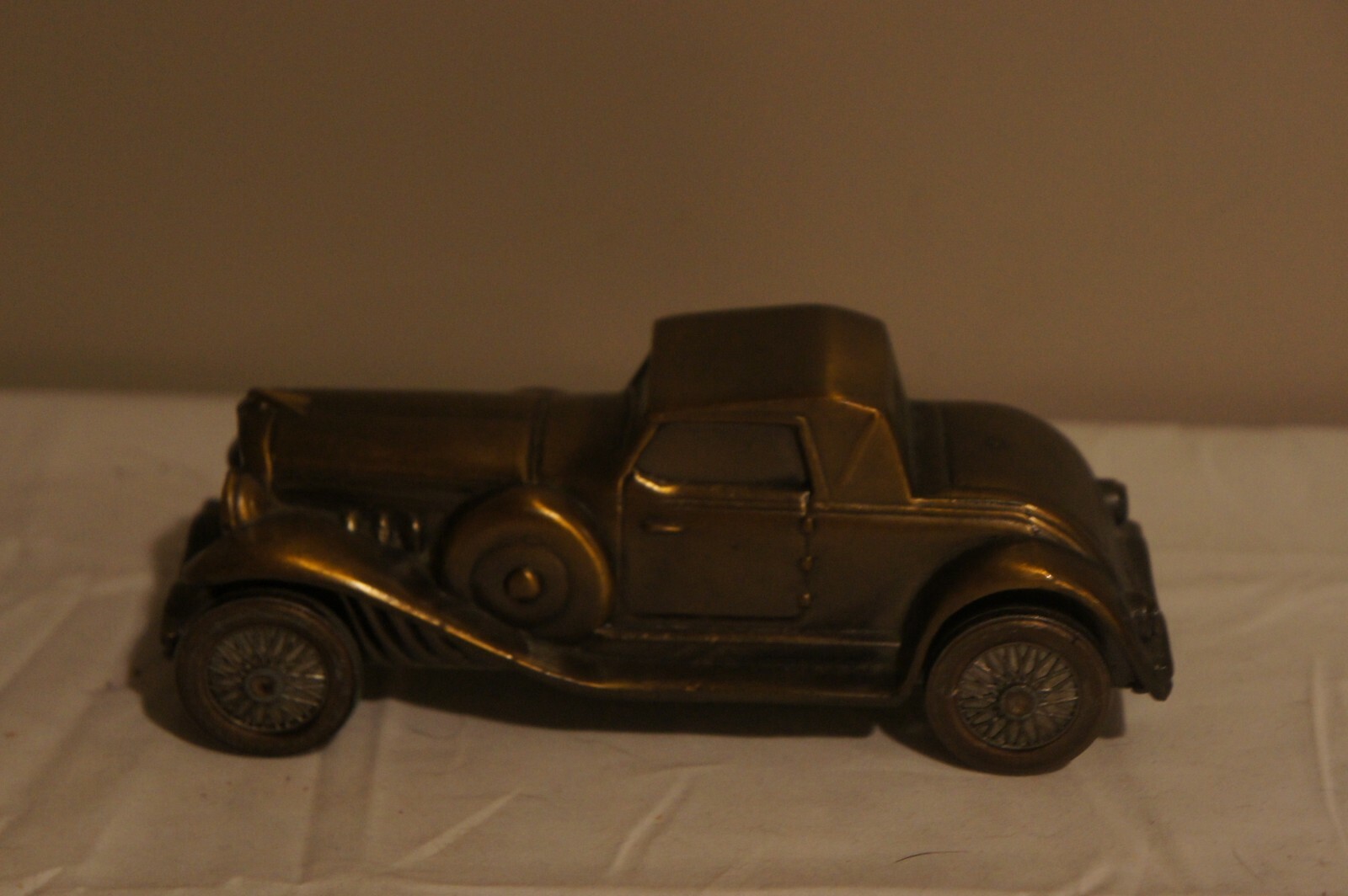c. 1974 Banthrico Metal 1930 Duesenberg Coin Bank, NO Advertising