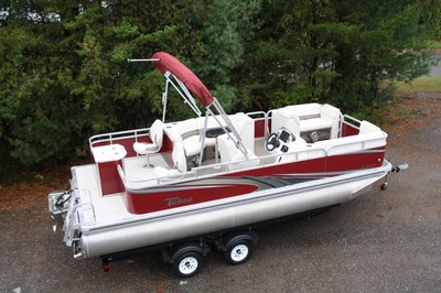 20 ft Tahoe rear fish and 50 four stroke Mercury