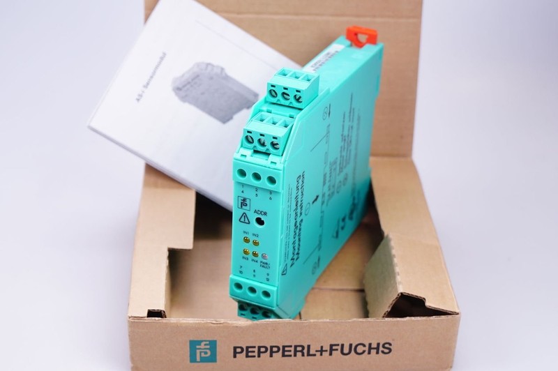 Pepperl & Fuchs  Vaa-4e-Kf-Ze   87521   As-Interface Sensormodul  Ovp