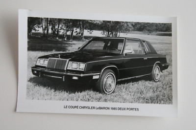 CHRYSLER LeBARON 2 DOORS 1985 Official Press photo - Canada - ST501000318