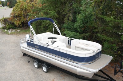 23 GT Cruise pontoon boat with 75 four stroke - dual bunk trailer