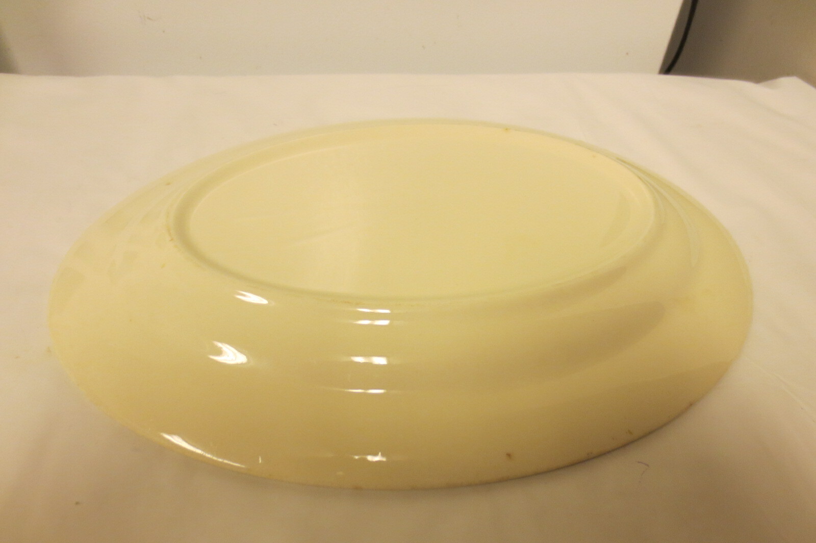 Edward M Knowles USA Hostess 11 1/2