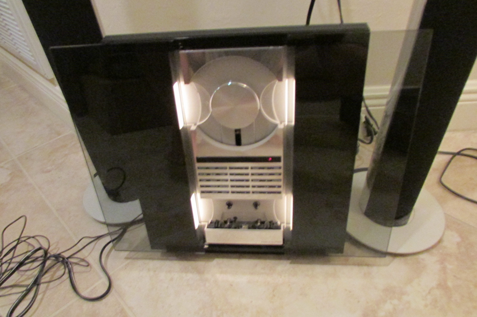 B&O BeoSound 4000 Stereo System & BeoLab 6000 Speakers