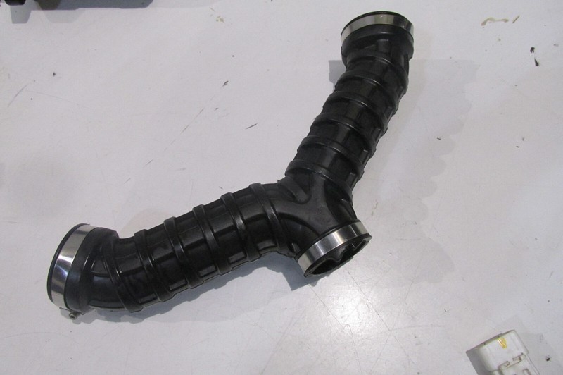 Manchon Boite A Air (Moto Guzzi  750 V7 Stone - 71337,13)