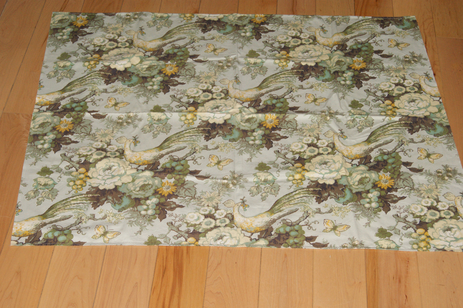 Beautiful Print Tablecloth - Floral & Bird Design - 38