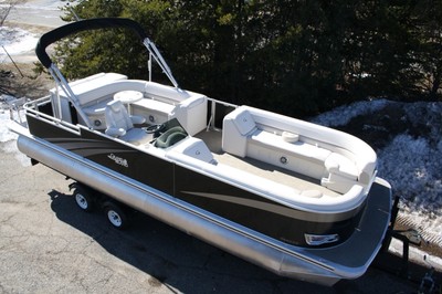 2685 Tmltz Cruise pontoon boat
