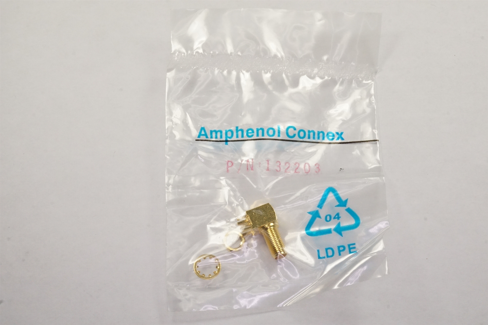 RYC⭐ SMA PCB Through Hole Right Angle Jack Bulkhead 50 Ohm | 132203
