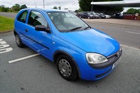2001 Vauxhall Corsa Automatic 1.2i 16V Club 3dr...Oldie but a Good One! HATCHBAC