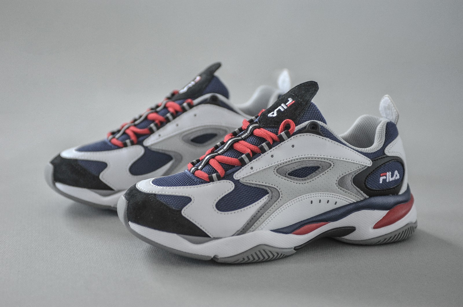 FILA Boveasorus 99 White Navy Red Ugly Shoes Sneakers Next Disruptor Authentic