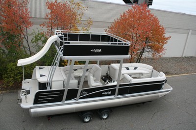 New 2785 Funship with slide--No trailer or motor