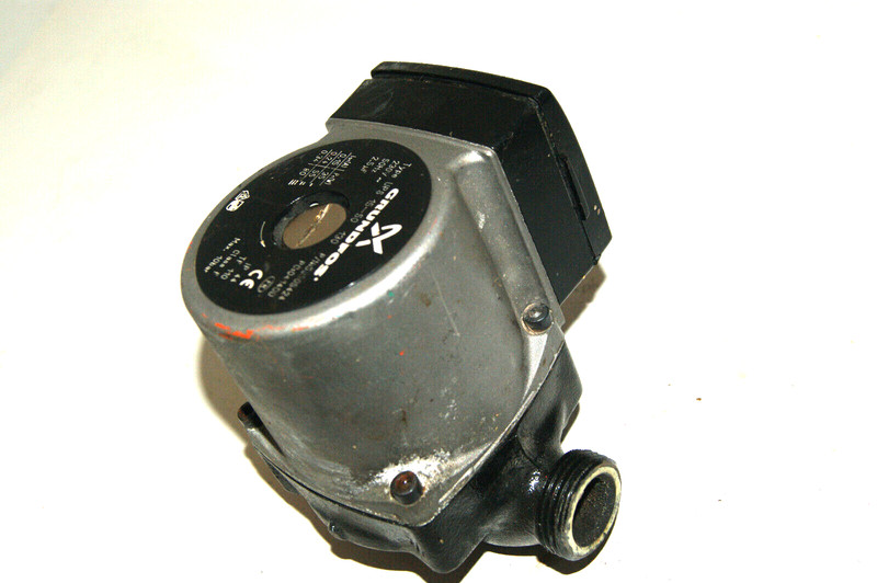 Pompe De Chaudiere Circulateur Grundfos Ups 15-50 130 Occasion Garantie (3)