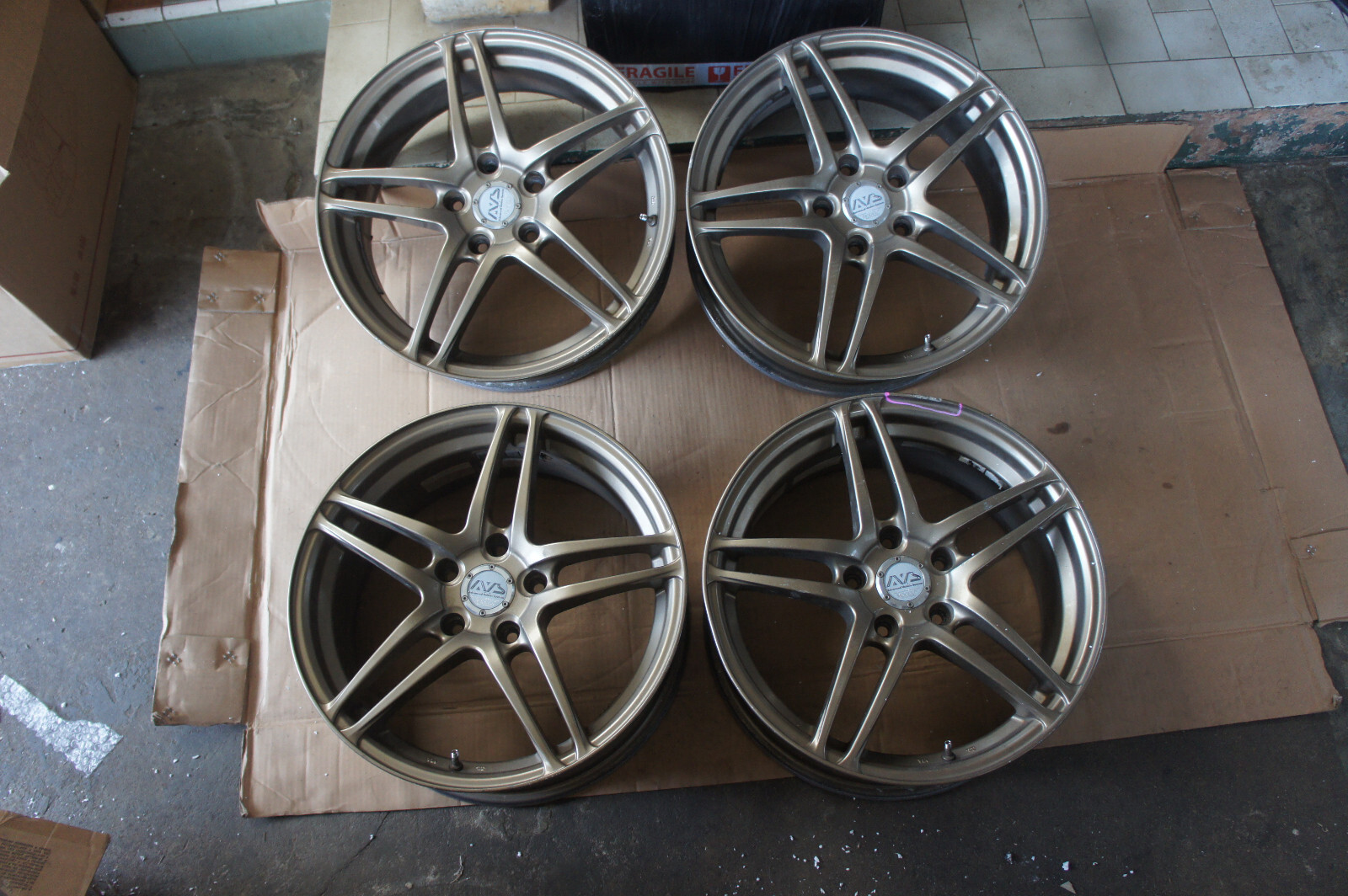 ヨコハマ AVS MODEL5 モデル5 17×9J+35 2本セット 114.3 5H