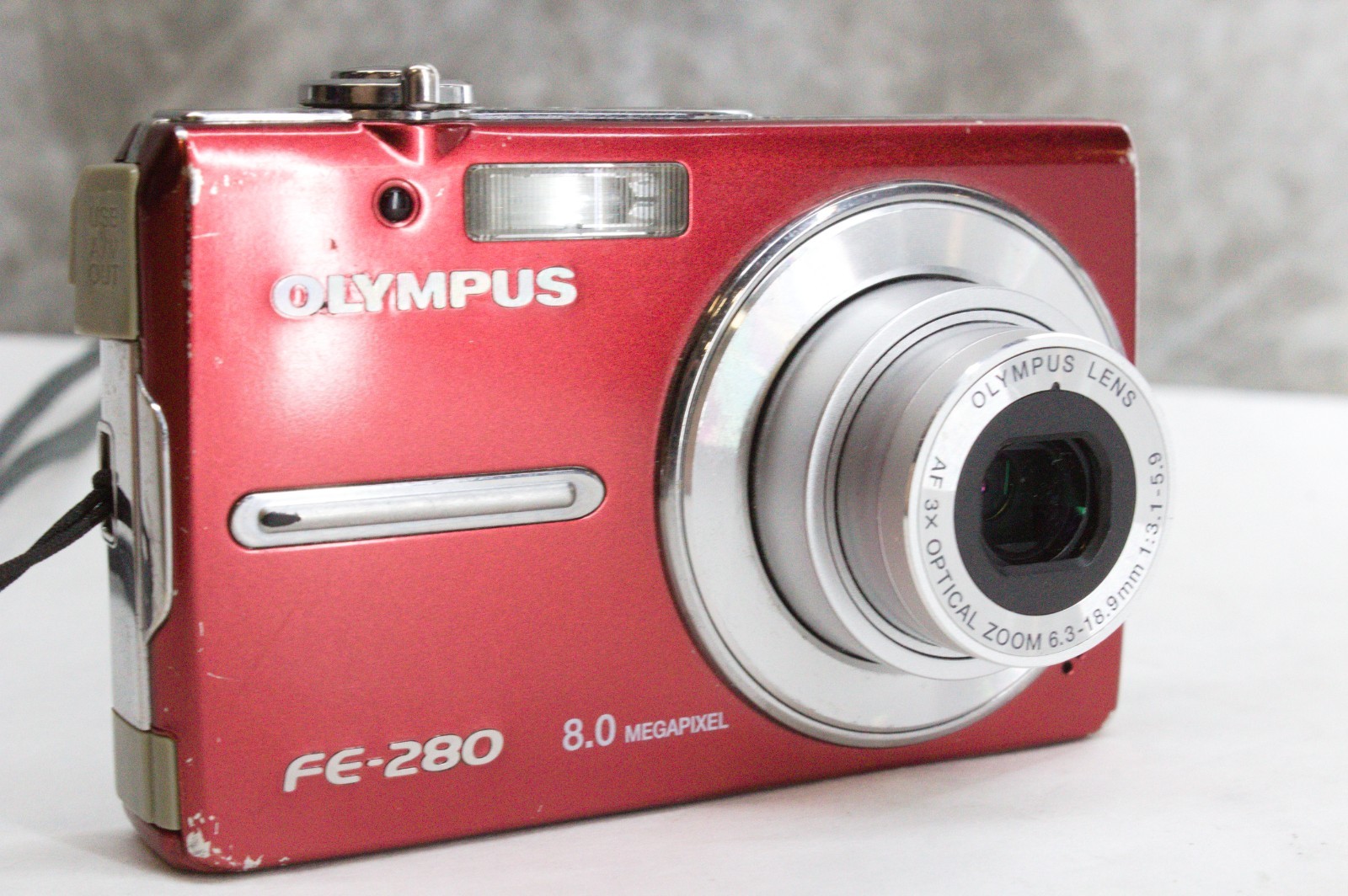 Olympus FE-280 コンパクトデジタルカメラ 8.0メガピクセル Olympus FE-280 Camera - 8.0MP, 3x Opt Zoom - Works/Tested