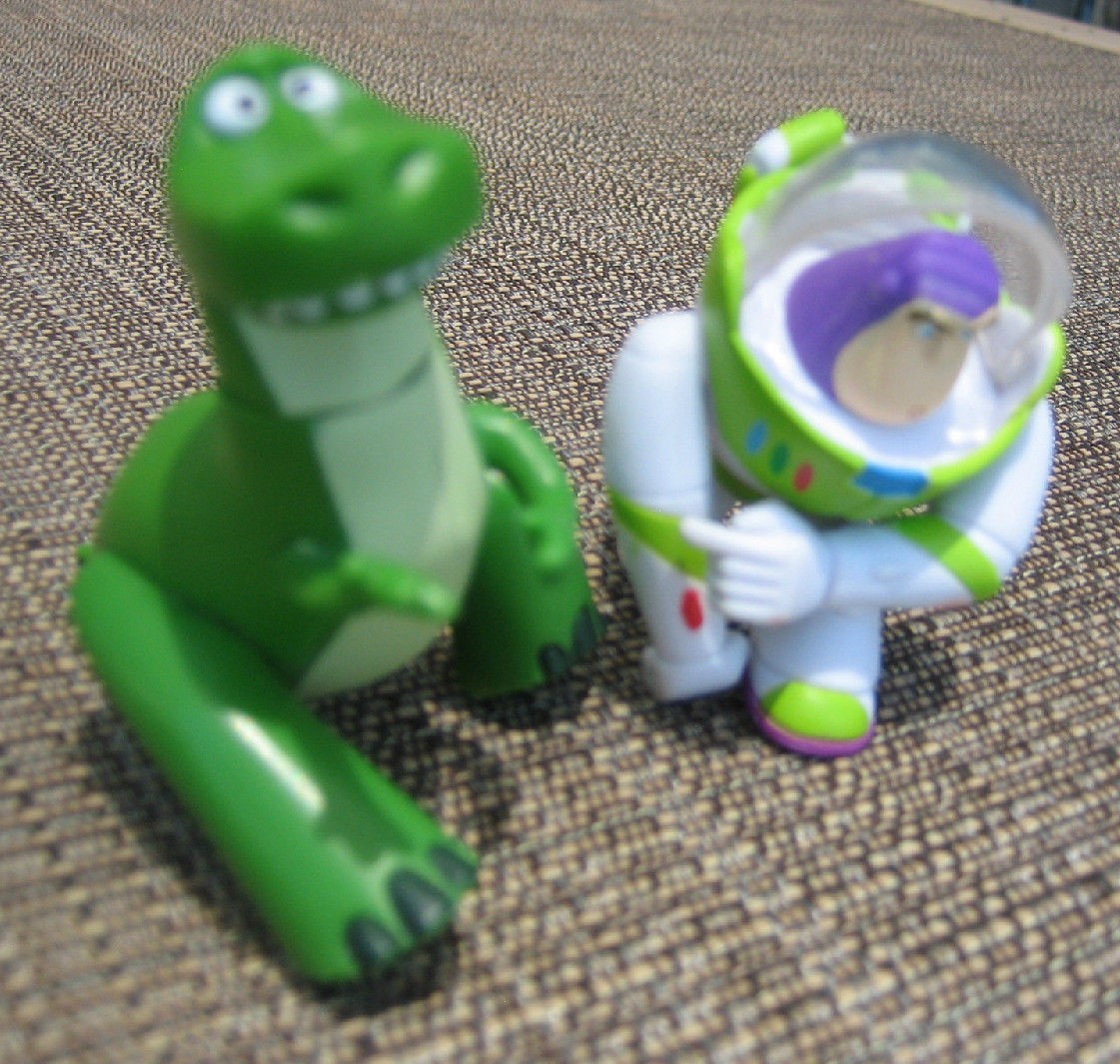 2 BUZZ LIGHTYEAR REX DINOSAUR TOY GREEN DISNEY CAKE TOPPER NECK ARM MOVES