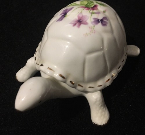 LEFTON Bone china TURTLE 06237  1997  - Trinket Box - EUC