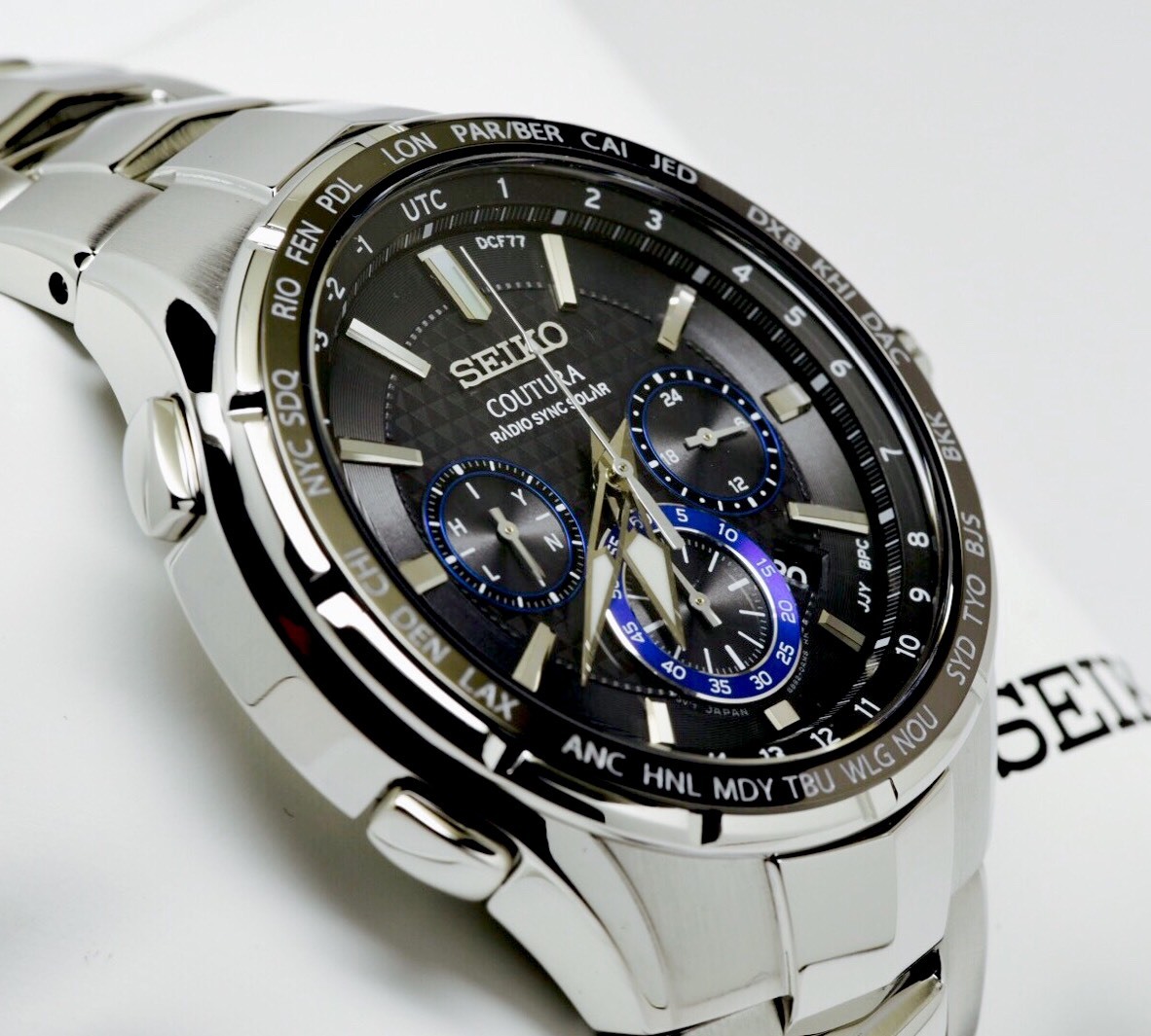 seiko coutura radio sync solar chronograph