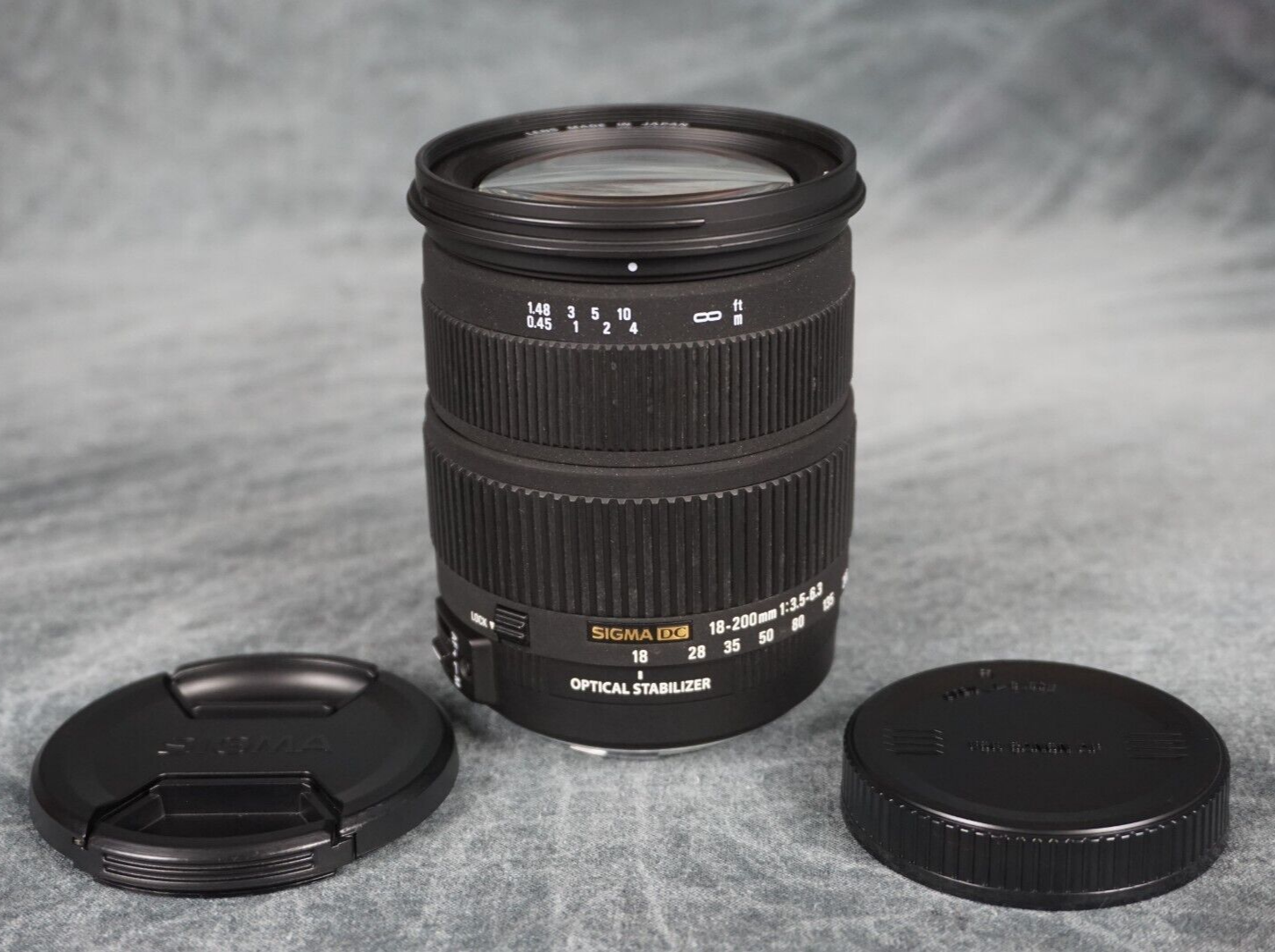 Sigma 18-200mm f/3.5-6.3 DC OS Canon APS-C DSLR Zoom Camera 
