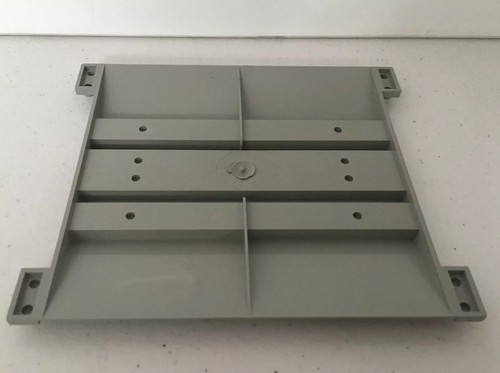 LEGO 1x Light Gray Train Track Level Crossing Base Vintage 7720, 146, 7834, 158