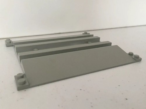 LEGO 1x Light Gray Train Track Level Crossing Base Vintage 7720, 146, 7834, 158