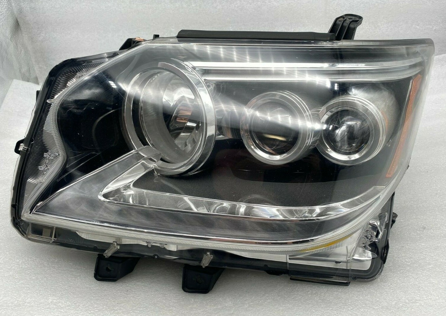 レクサスgx460 テールランプ　新品未使用 Amazon.com: Archaic Tail Light Assembly for Lexus GX460 2010